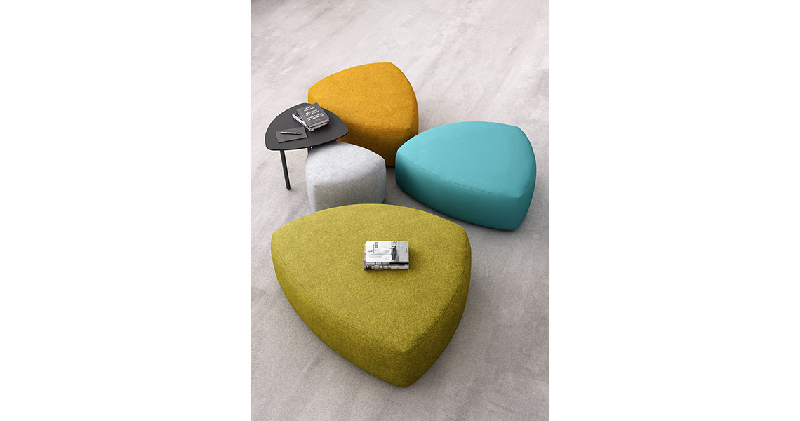 pouf-colore-de-design-modernes-p-hall-open-space-gogo-img-13