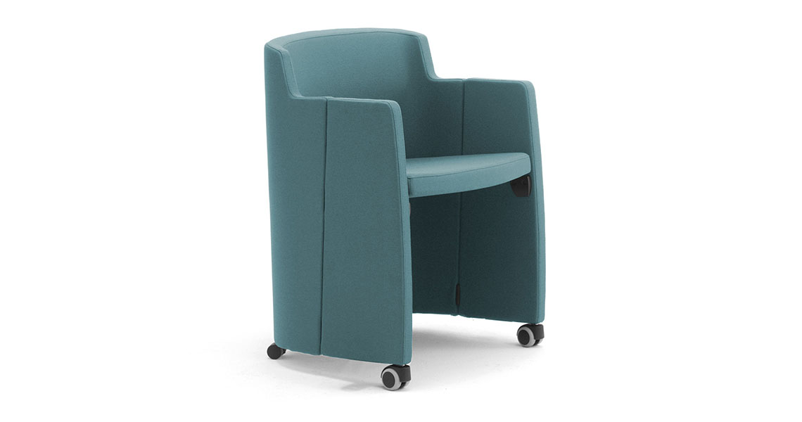 fauteuil-pliantes-sur-roulettes-pour-conferences-clac-img-08