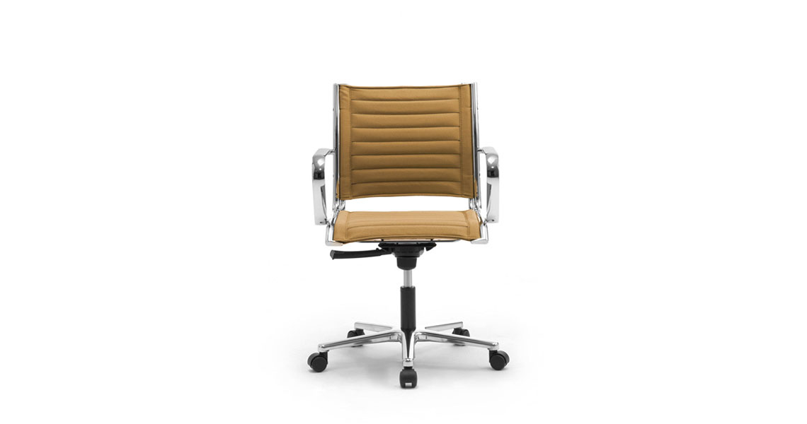 fauteuil-direction-avec-design-elegant-img-09