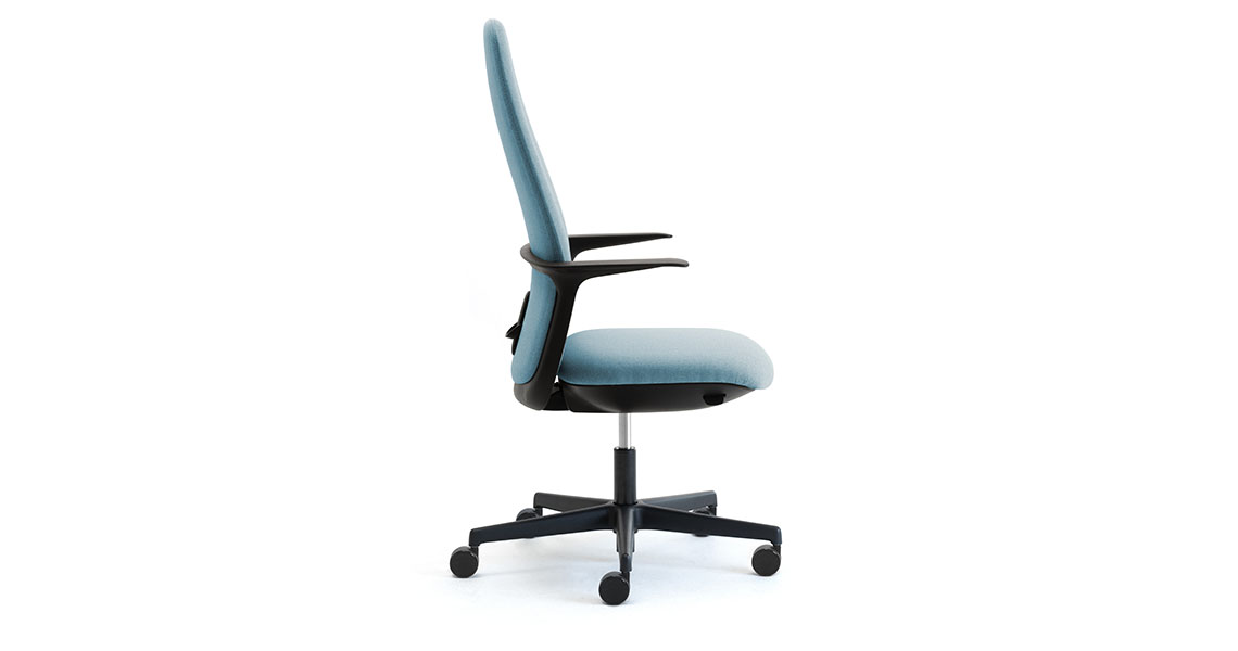 chaise-kin-e-sit-p-bureaux-executifs-a-style-aura-img-06