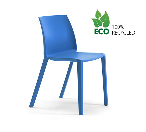 Chaise eco-durable pour salles de reunion, congres et seminaires en plein air