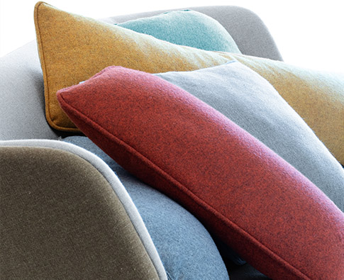 Tissu ignifuge colore pour fauteuils et canapes dans les salles d'attente, les halls d'entree, les halls d'hotel a forte frequentation.