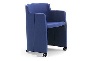 fauteuil pliantes sur roulettes pour conferences clac