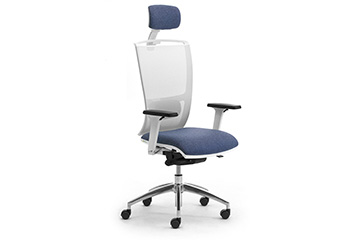Design fauteuil blanc avec dossier filet Cometa W
