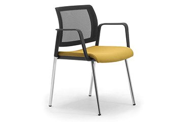 Chaises communautaires pour les congres du contrat de la salle polyvalente Wiki Re 4pieds