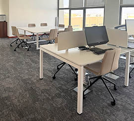 Chaise pour postes de travail de style minimaliste