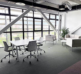 Chaises et fauteuils pour les salles de conference et de reunion
