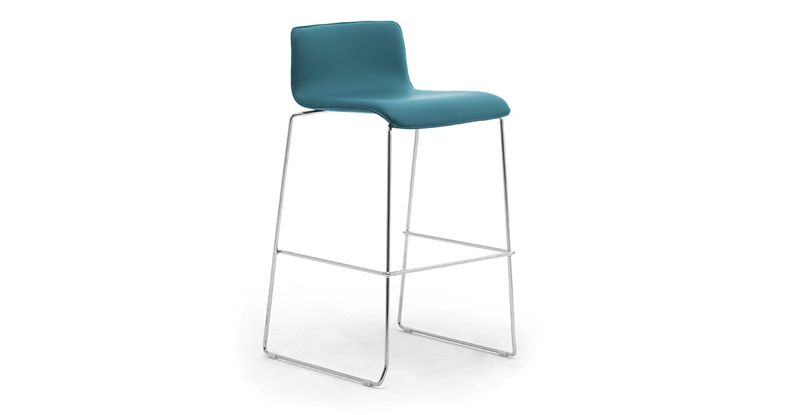 chaises-et-tabouret-bar-polyvalent-p-soft-contract-img-09