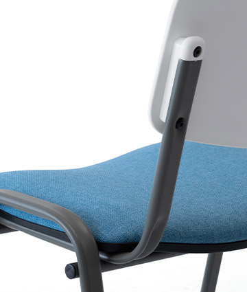 chaise-iso-coloree-a-tablette-p-conferences-formations-sally-dettaglio-img-03