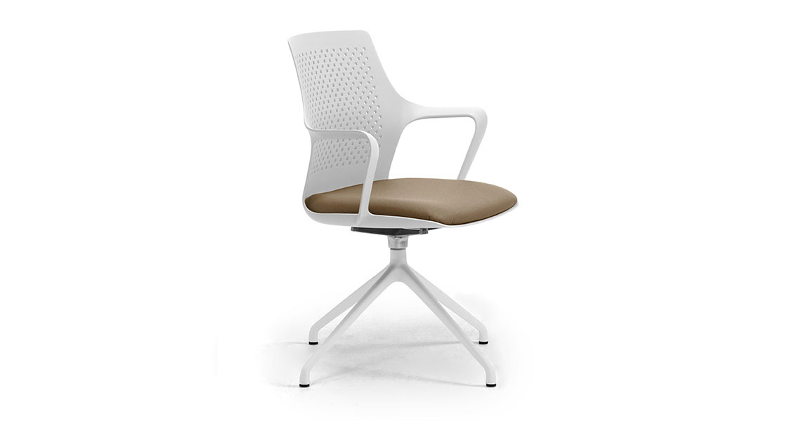 moderne-chaises-de-reunion-avec-design-elegant-ipa-img-02