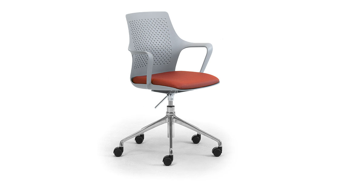 moderne-chaises-de-reunion-avec-design-elegant-ipa-img-08